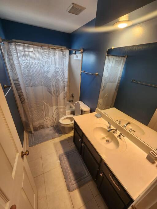 Large Near Shops/dining & Easy Access To Freeway * Memphis