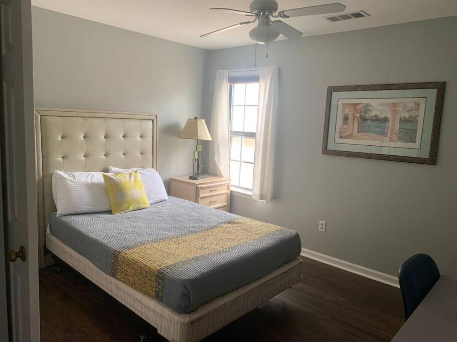 Large Near Shops/dining & Easy Access To Freeway Memphis